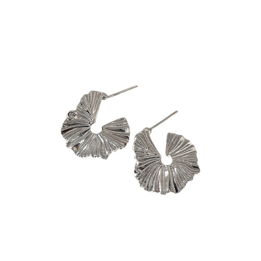 1045 earrings