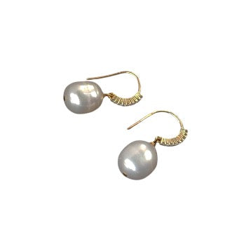 1124 earrings