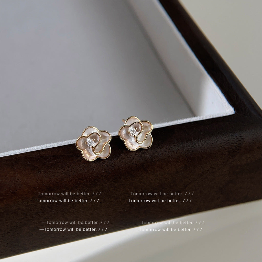 1074 earrings