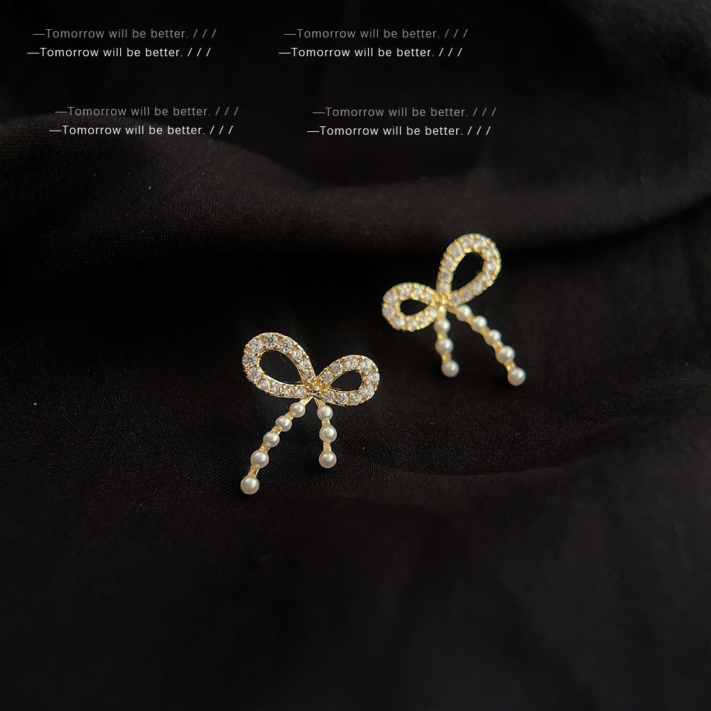 1061 earrings