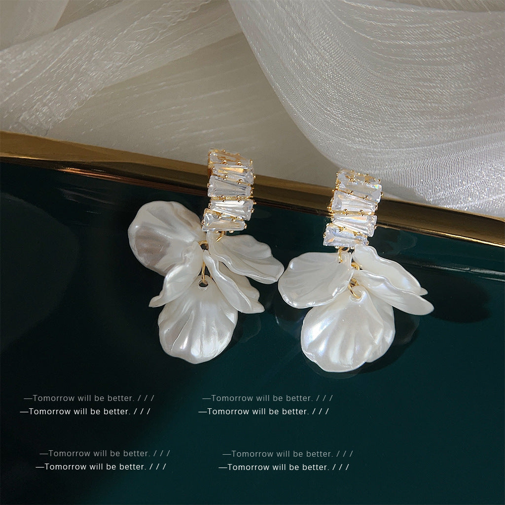 1069 earrings