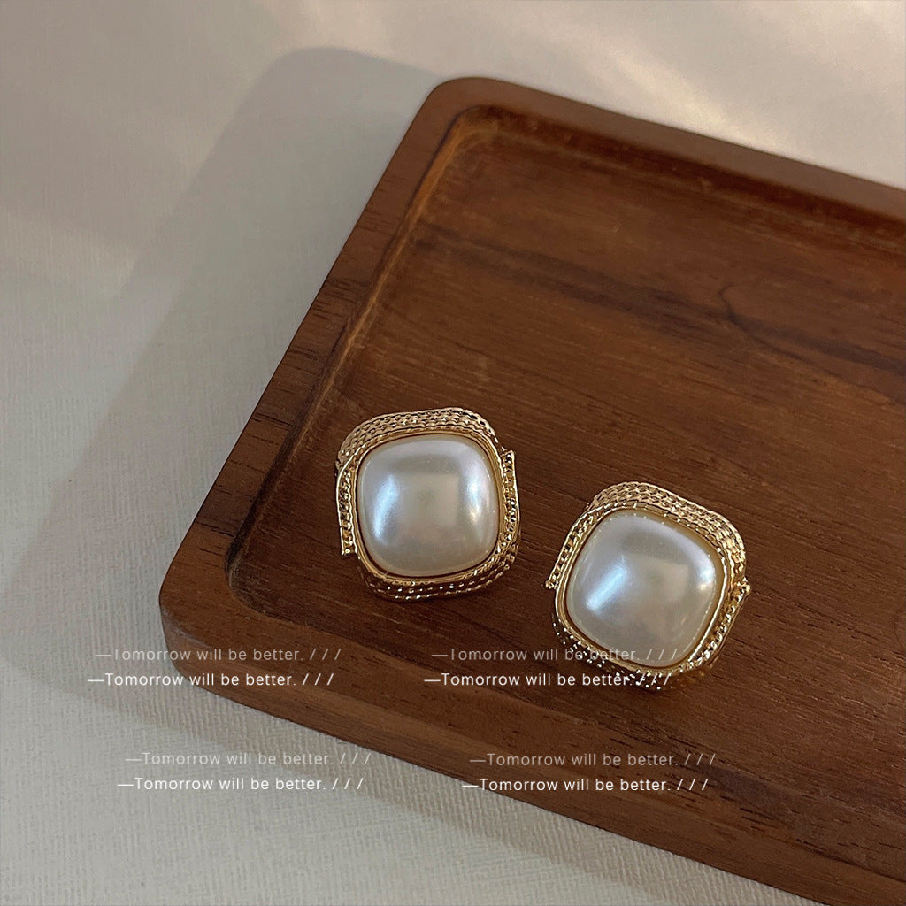 1071 earrings