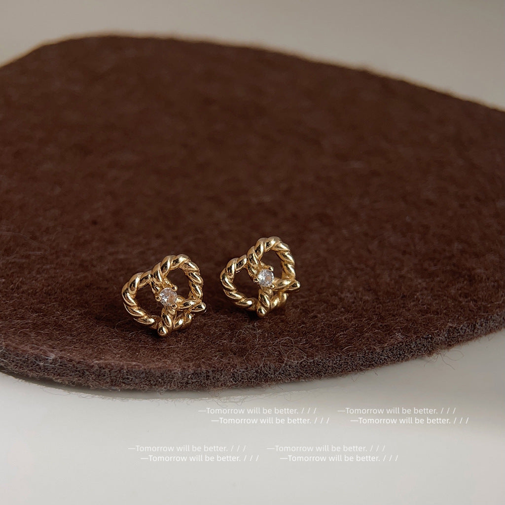1106 earrings