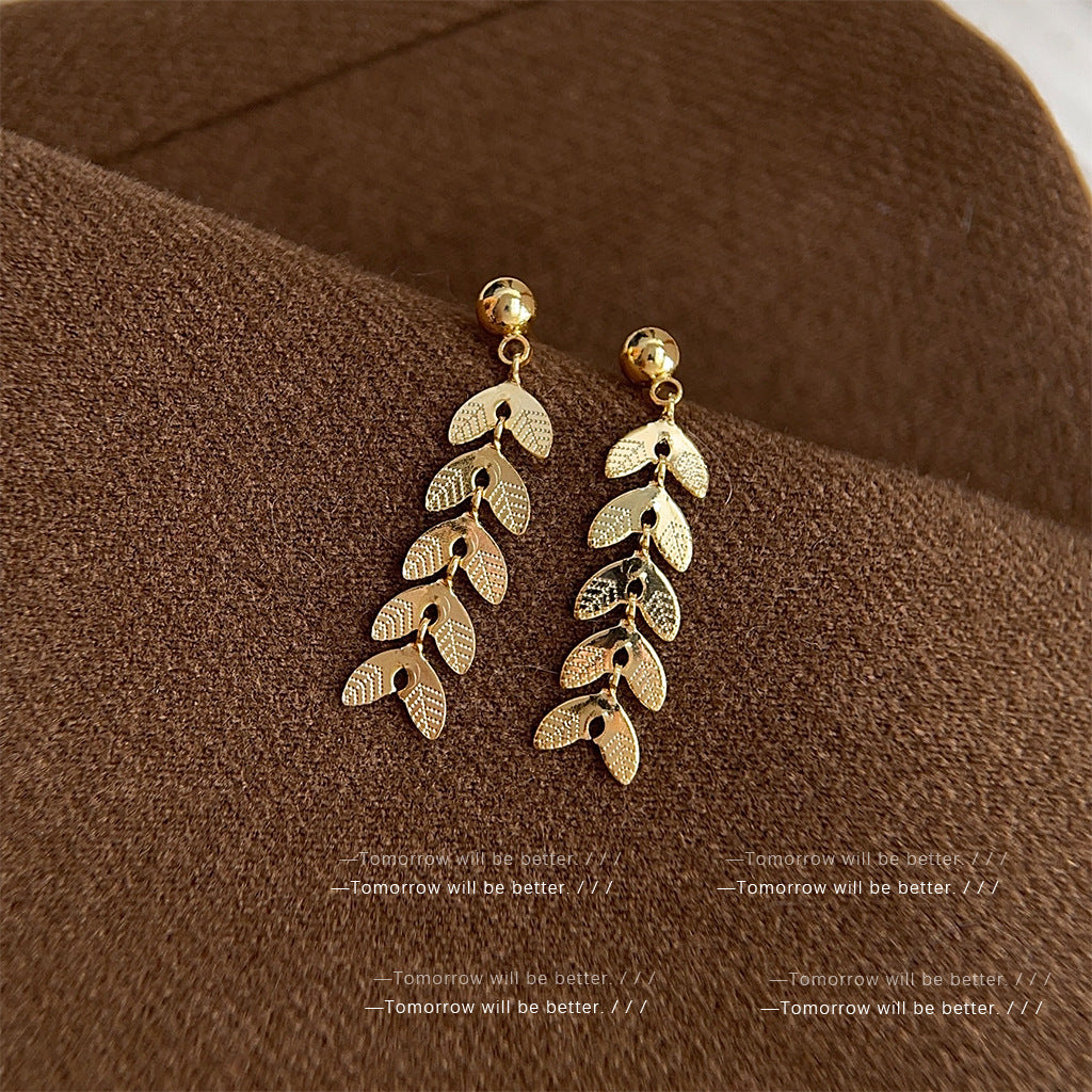 1042 earrings