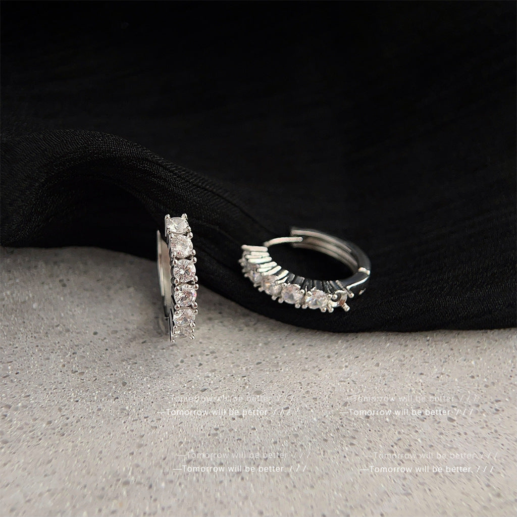 1052 earrings