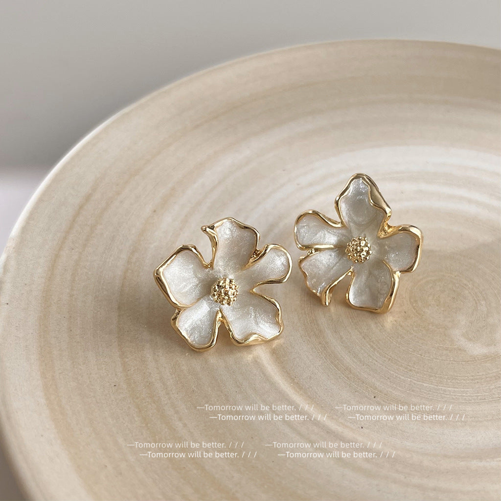 1065 earrings