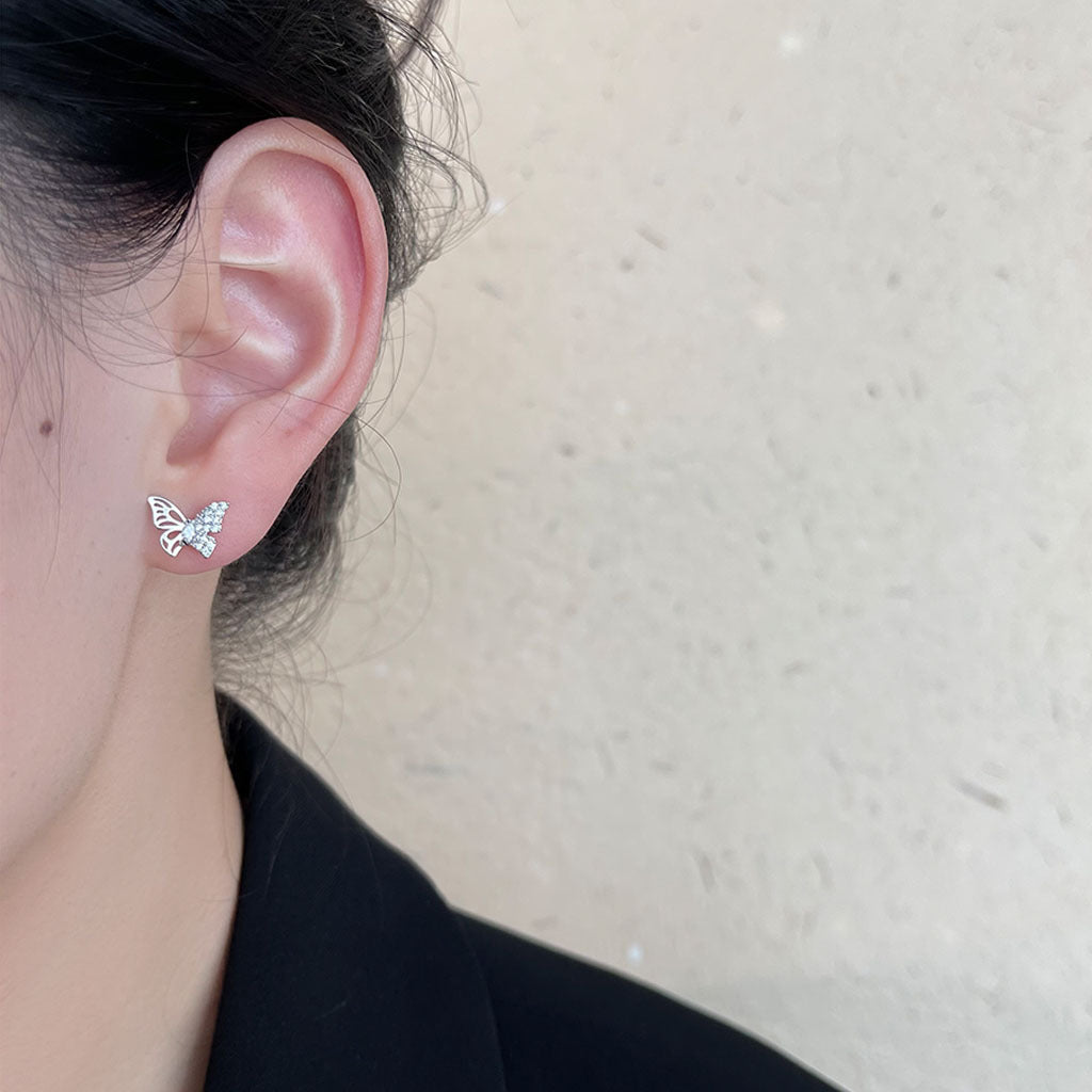 1068 earrings
