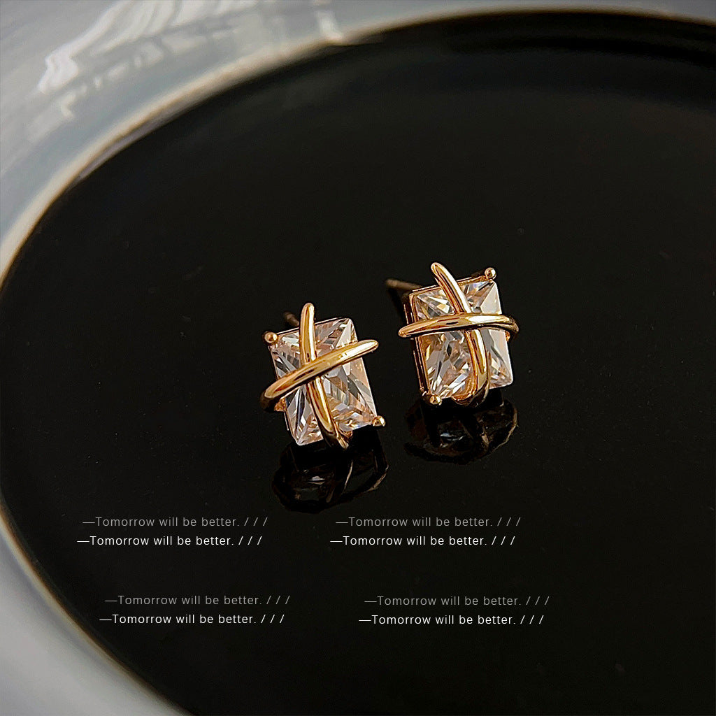 1079 earrings