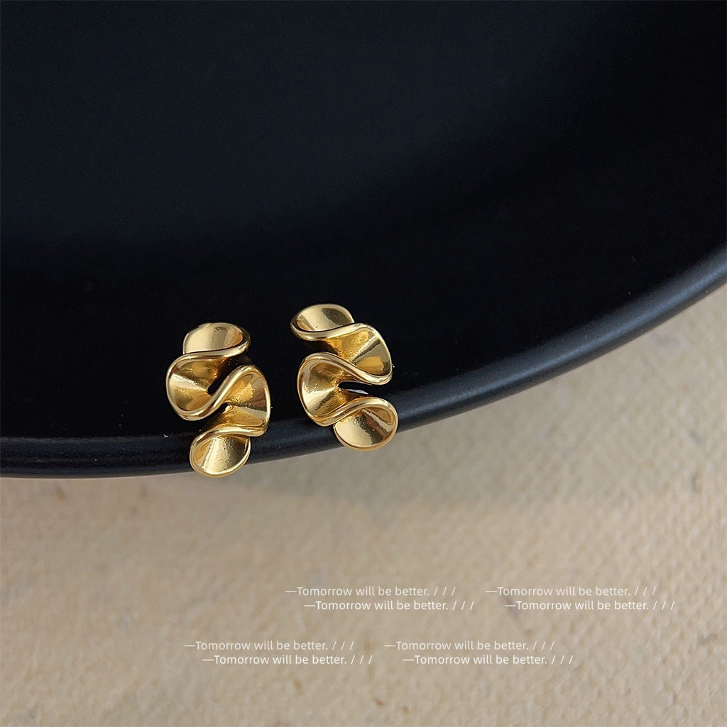 1066 earrings