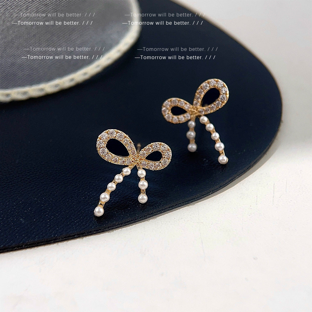 1061 earrings