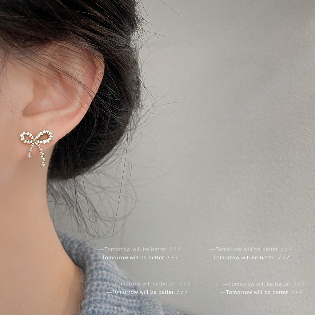 1061 earrings