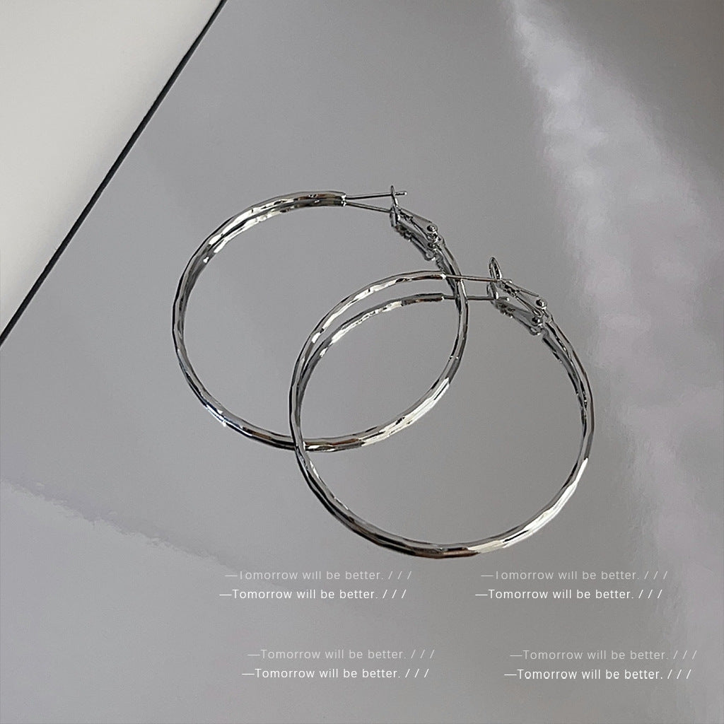 1084 earrings