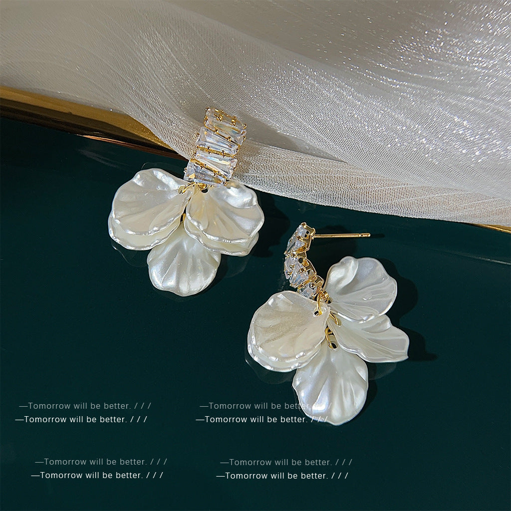 1069 earrings