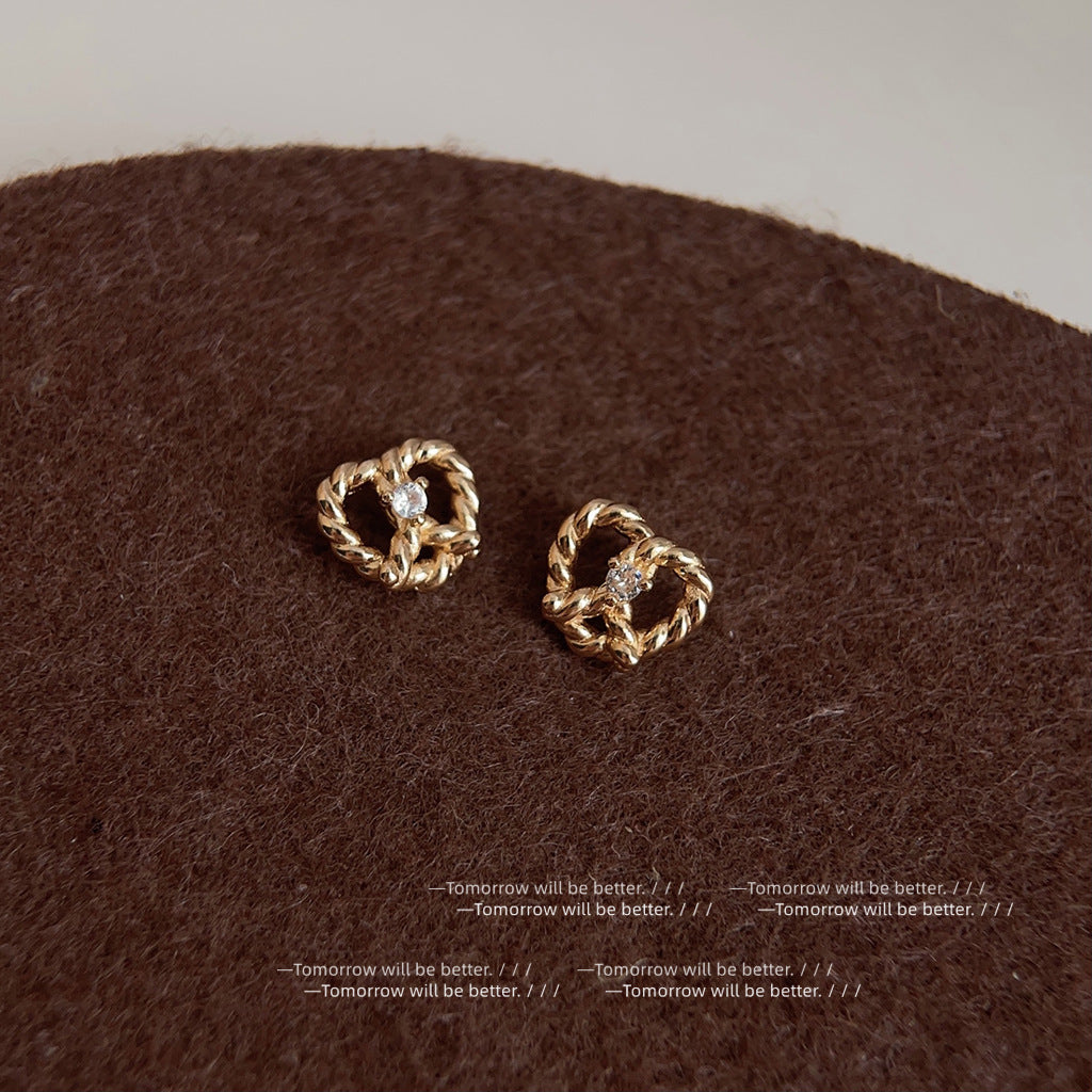 1106 earrings