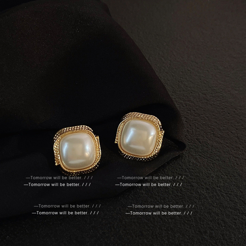 1071 earrings