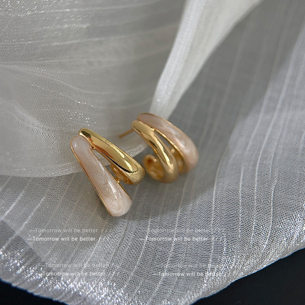 1067 earrings